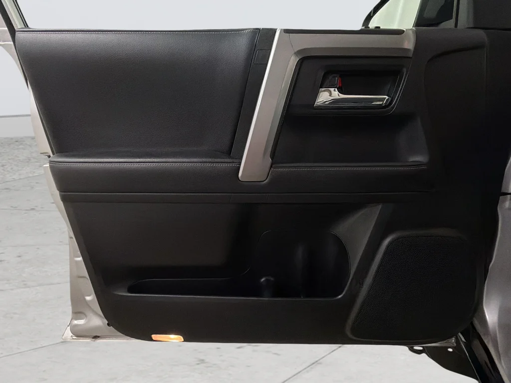 Used 2019 Silver Toyota SR5 Premium image 39