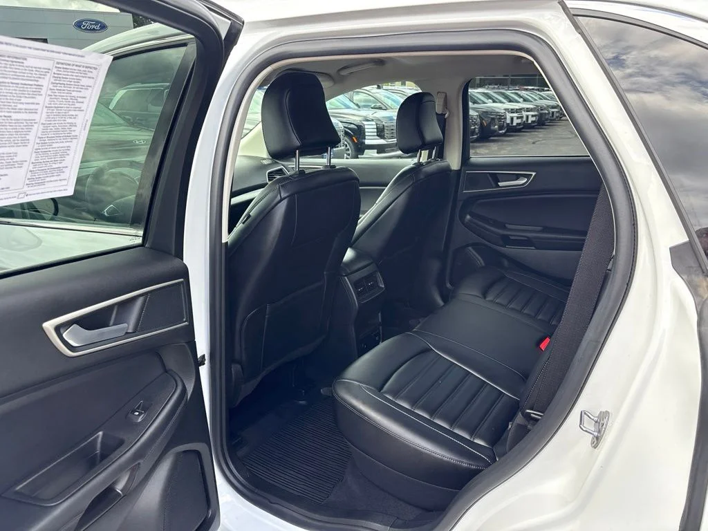 Used 2024 Oxford White Ford SEL image 22