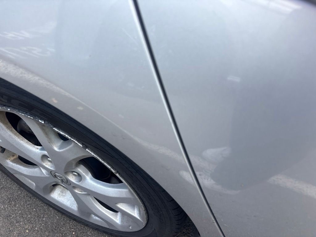 Used 2009 Silver Mazda s Touring image 5