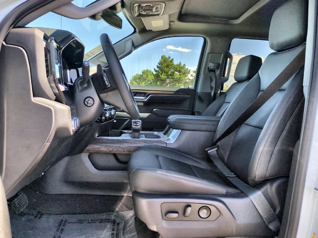 2026 GMC Sierra 1500 SLT - Photo 20
