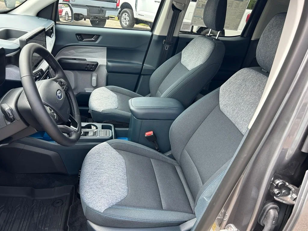 New 2026 Carbonized Gray Metallic Ford XLT image 10