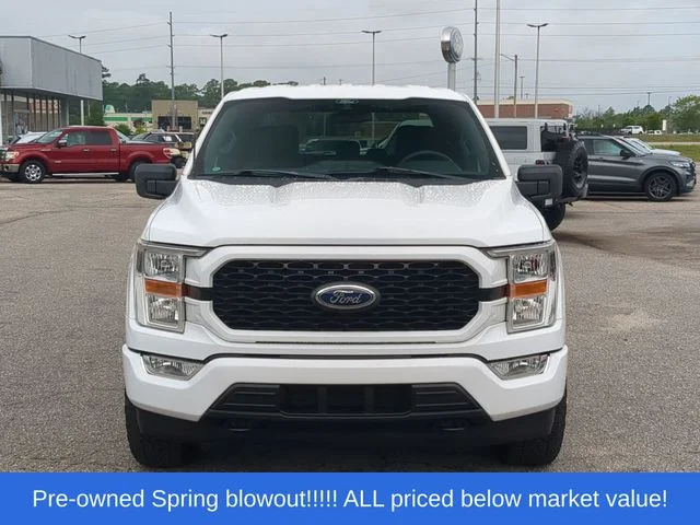 Used 2021 White Ford XL image 16