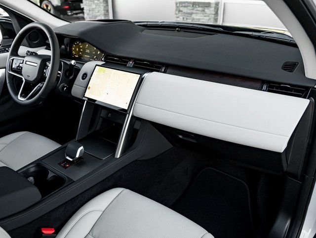 New 2025 Fuji White Land Rover S image 29