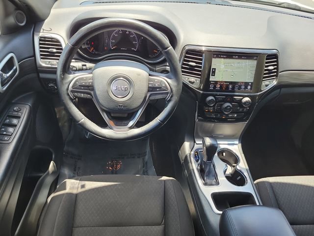 Used 2022 White Jeep Laredo E image 15