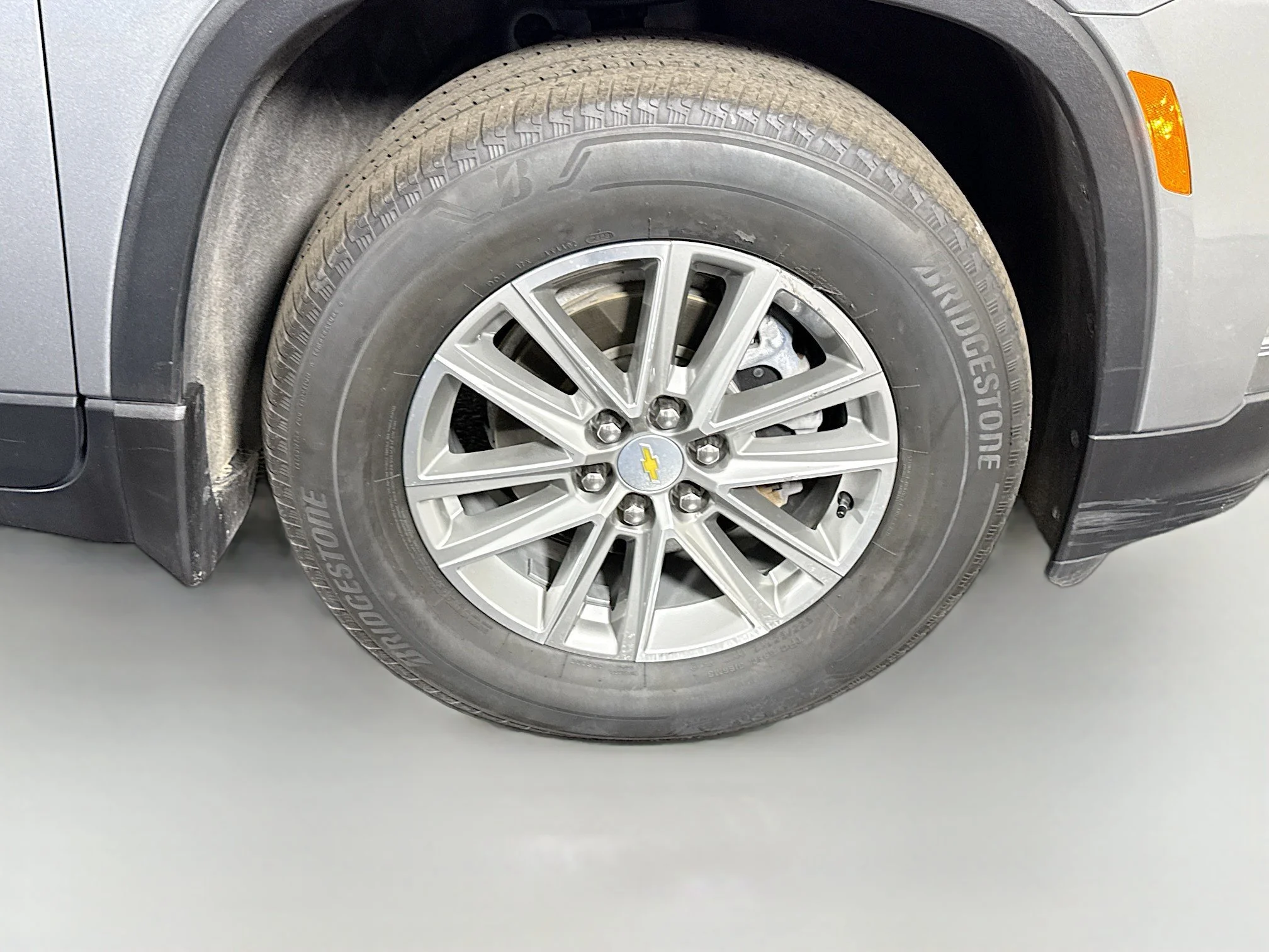 Used 2023 Sterling Gray Metallic Chevrolet LT Cloth image 28