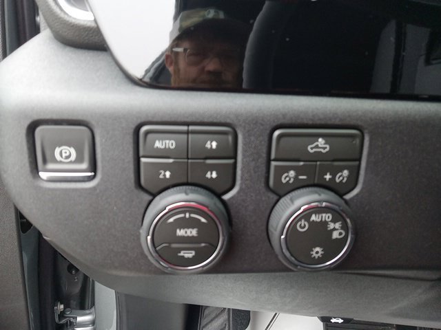 2026 Chevrolet Silverado 1500 LT - Photo 18