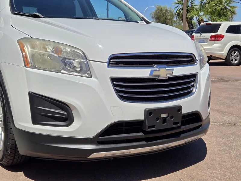 Used 2016 Summit White Chevrolet LT image 5