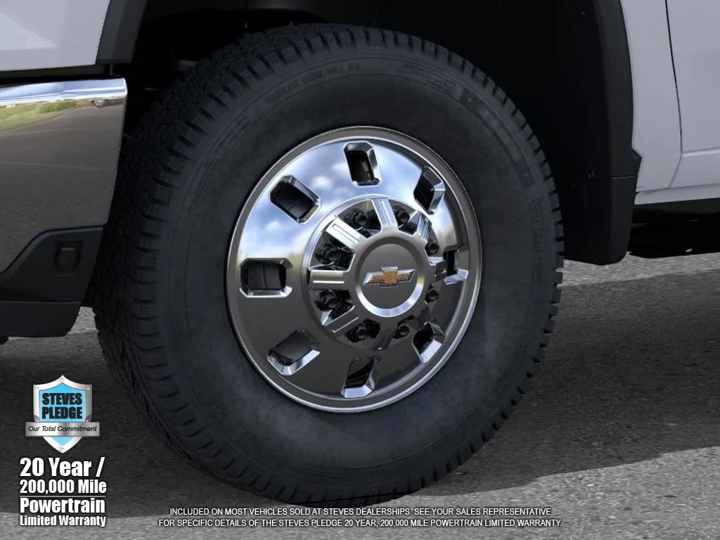 New 2026 Summit White Chevrolet LT DRW image 9