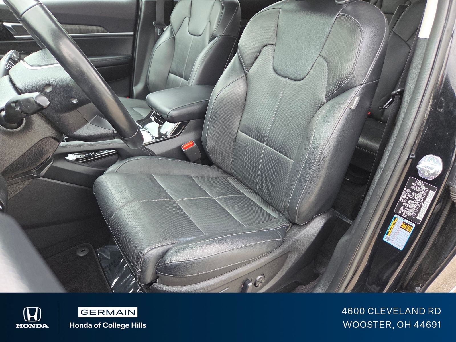 Used 2023 Ebony Black Kia SX image 28