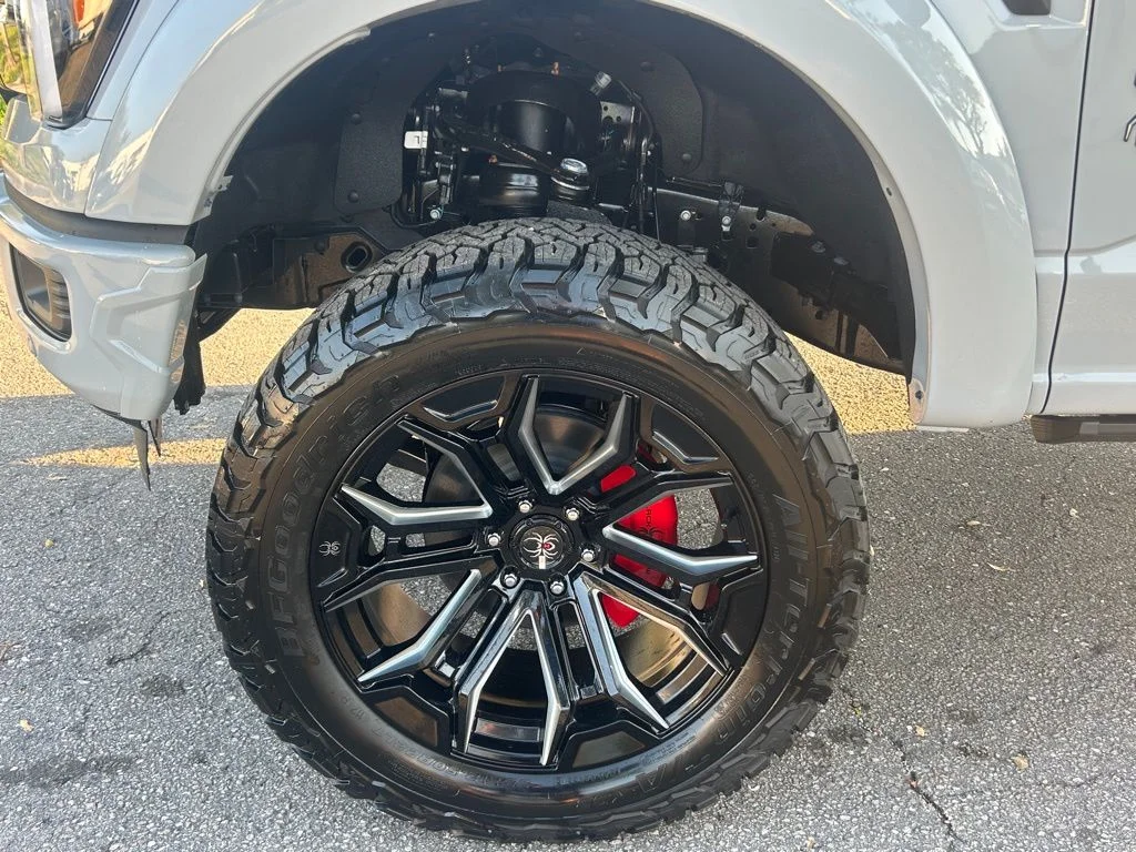 New 2026 Avalanche Ford Lariat image 19