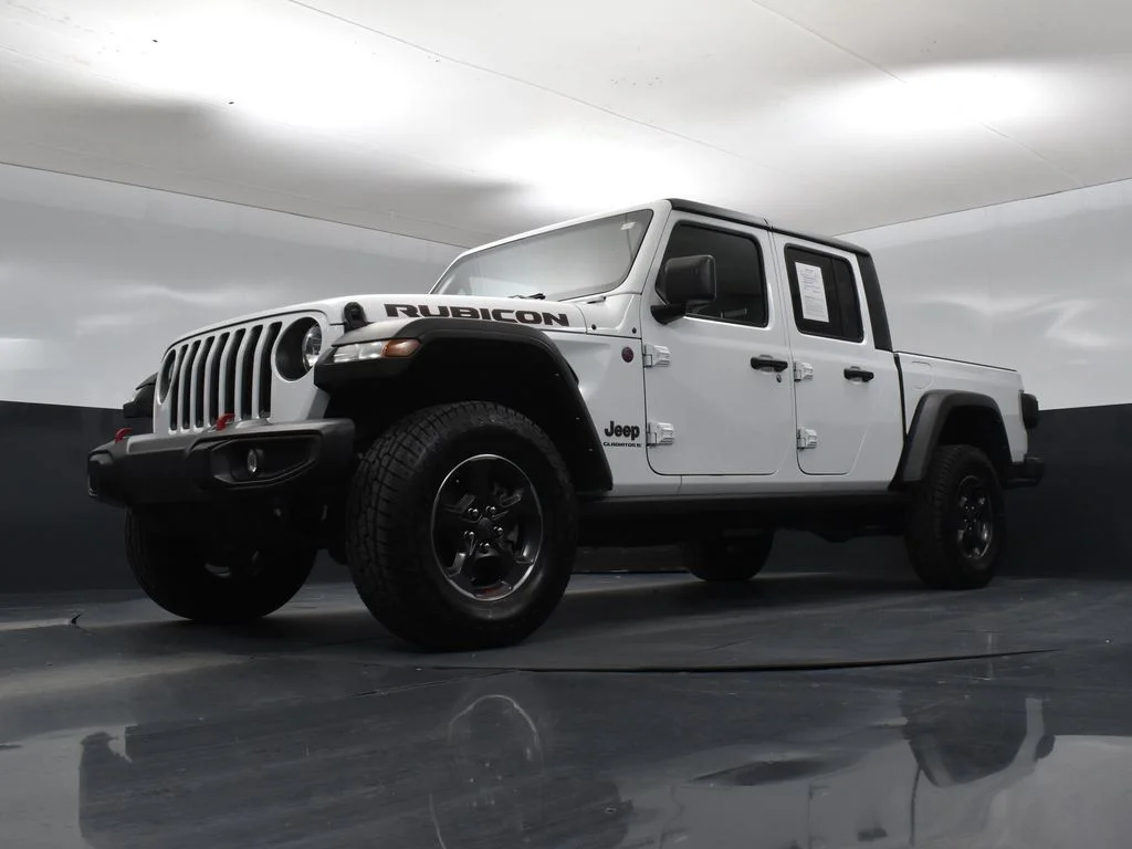 Used 2023 Bright White Clearcoat Jeep Rubicon image 33