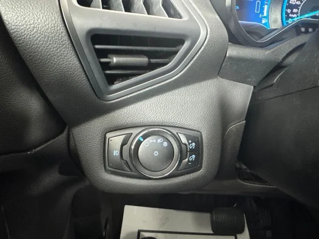 Used 2014 Ingot Silver Ford SEL image 20