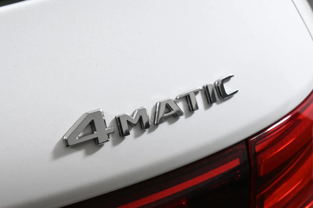 Used 2026 White Mercedes-Benz GLB 250 image 38