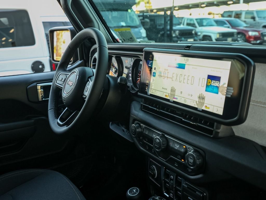 New 2026 Black Clear-Coat Exterior Paint Jeep Sport S image 19