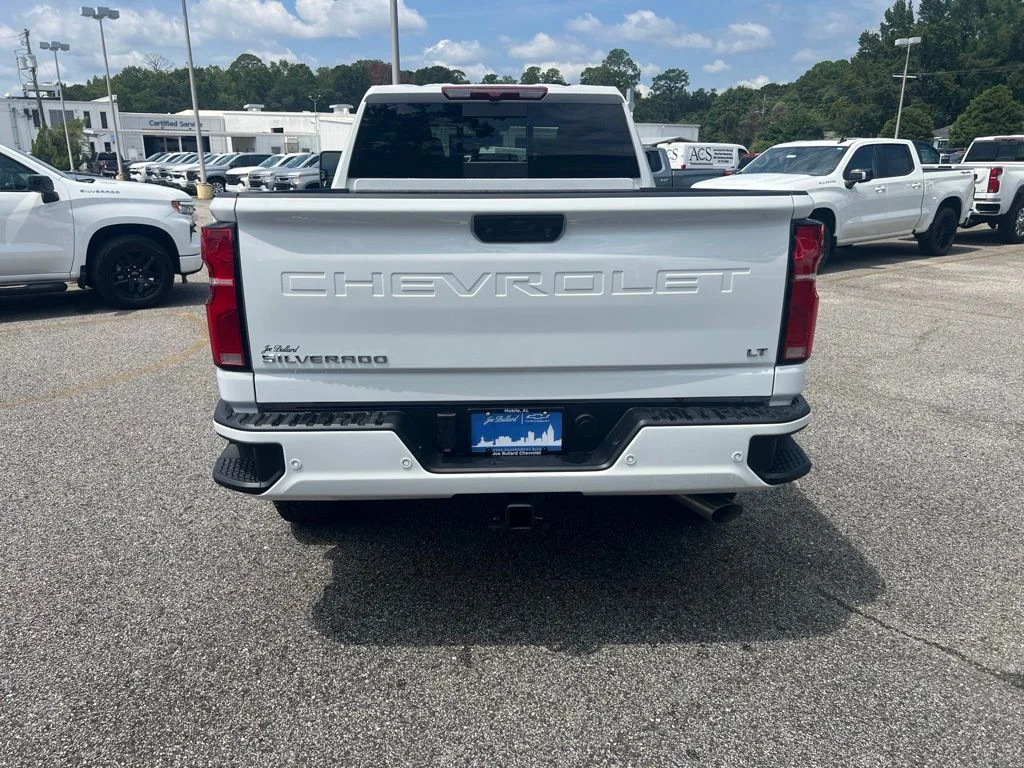 New 2026 Summit White Chevrolet LT image 6