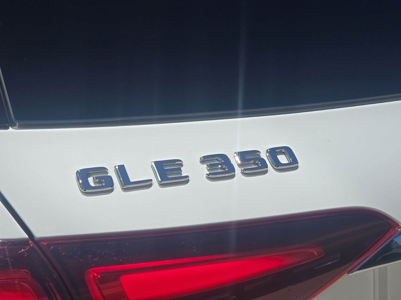Certified Used 2025 White Mercedes-Benz GLE 350 image 7