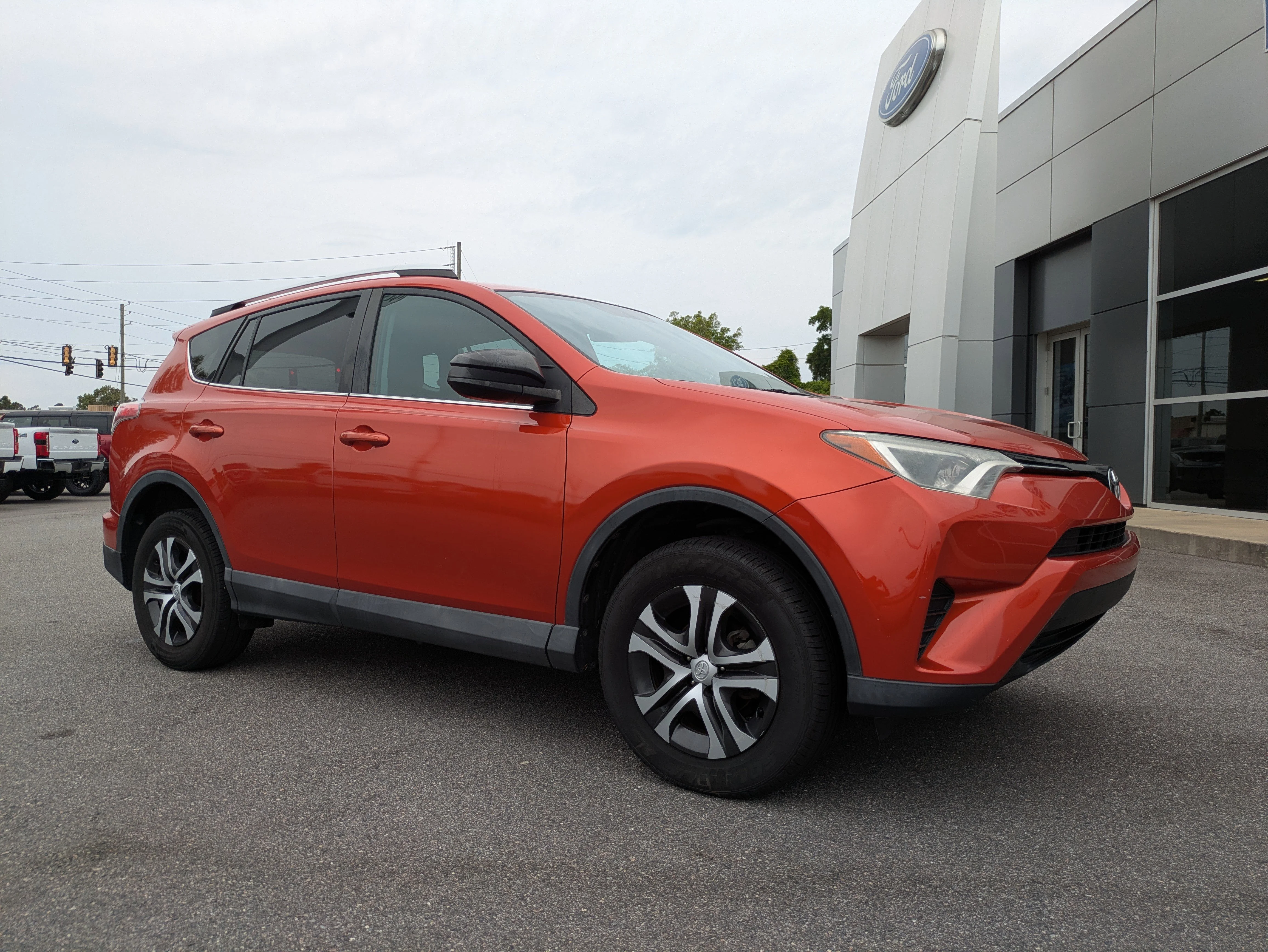 Used 2016 Toyota RAV4 LE with VIN 2T3ZFREV6GW252713 for sale in Brunswick, GA