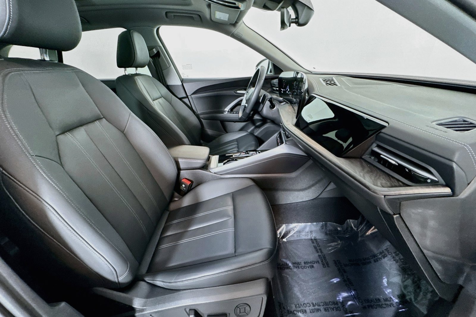 Used 2025 Glacier White Metallic Audi Premium image 26