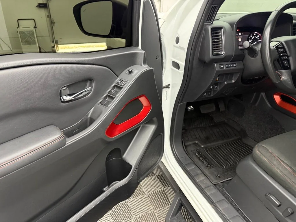 Used 2024 White Nissan PRO-4X image 16