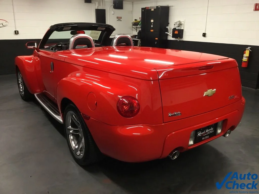 Used 2005 Red Chevrolet Base image 7