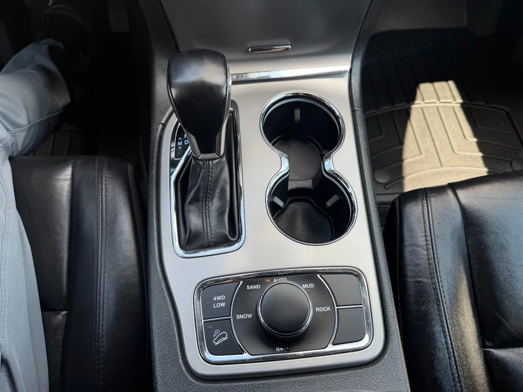Certified Used 2022 White Jeep Limited image 20