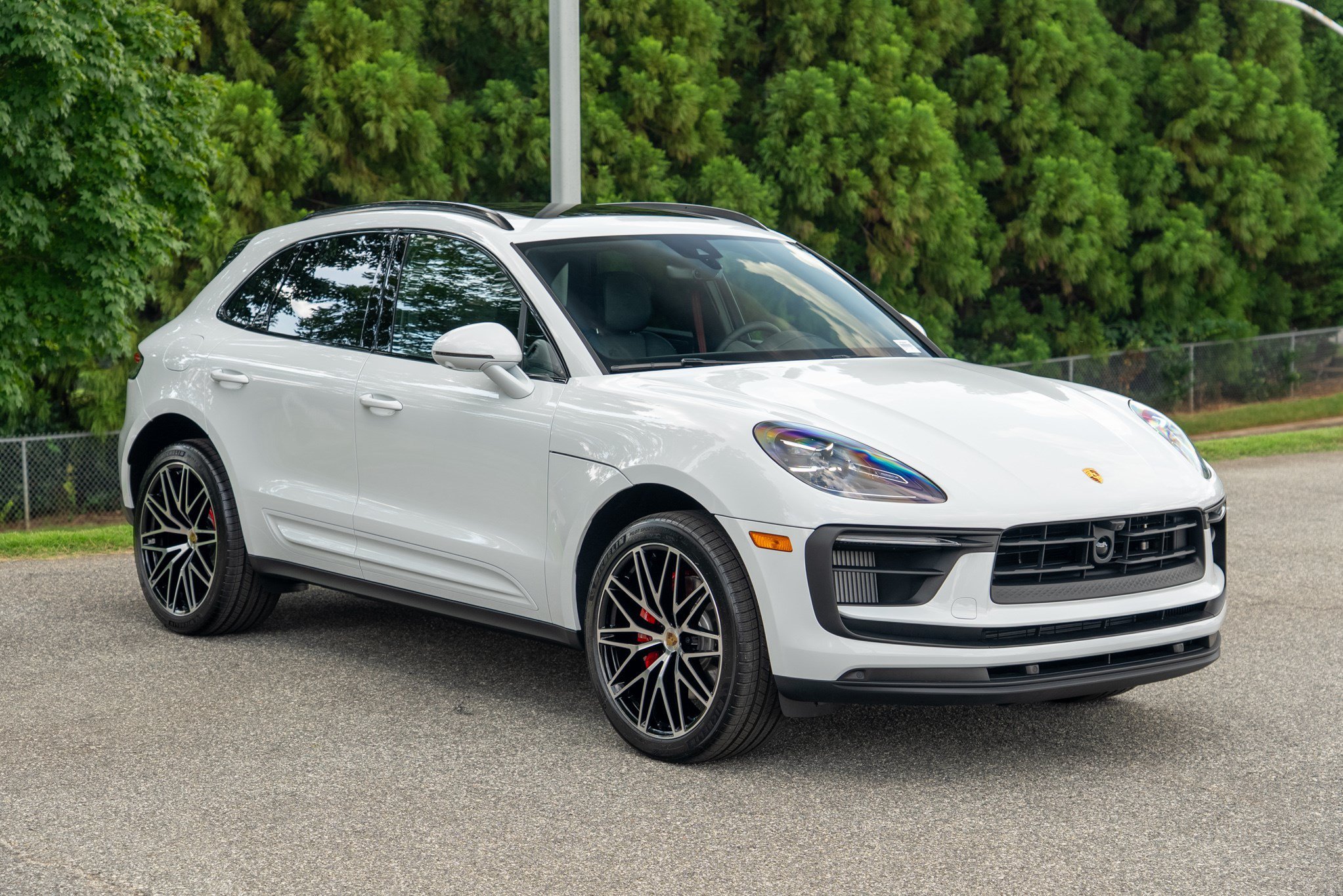 New 2026 Carrara White Metallic Porsche S image 5