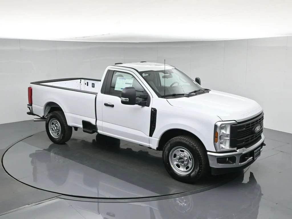 New 2027 Oxford White Ford XL image 35