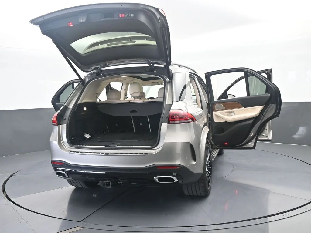 Used 2022 Gold Mercedes-Benz GLE 350 image 77