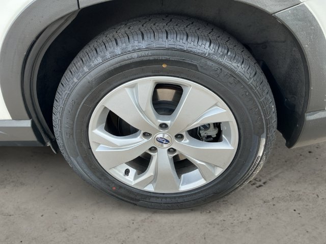 Used 2021 White Subaru Premium image 9