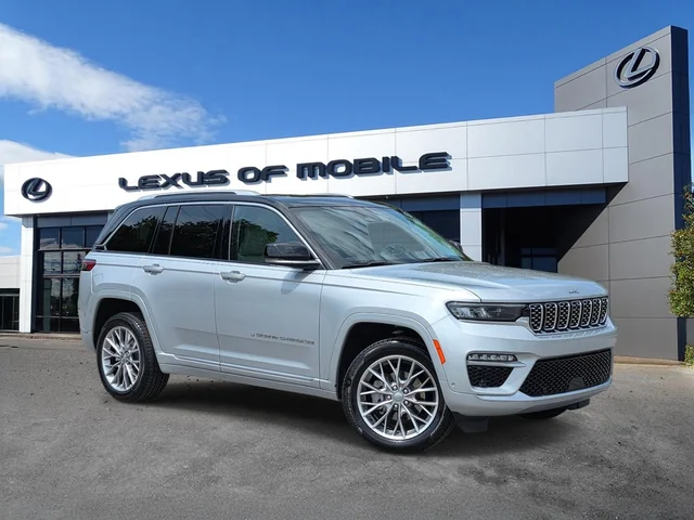 2023 Jeep Grand Cherokee Summit