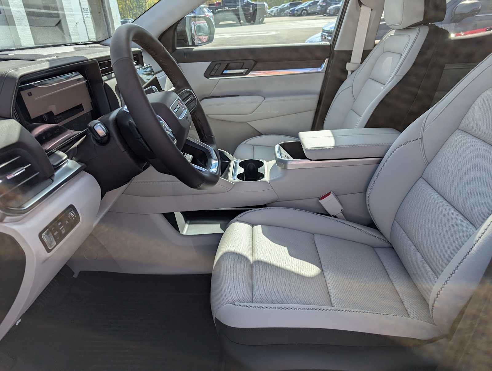 2026 Gmc Terrain Denali photo 4