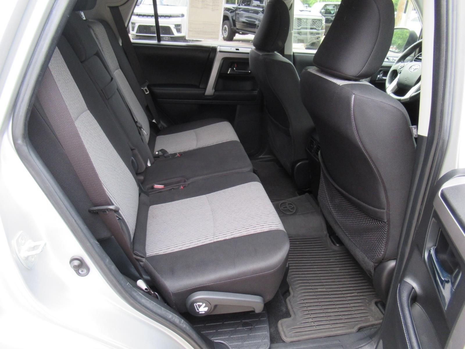 Used 2018 Silver Toyota SR5 image 30