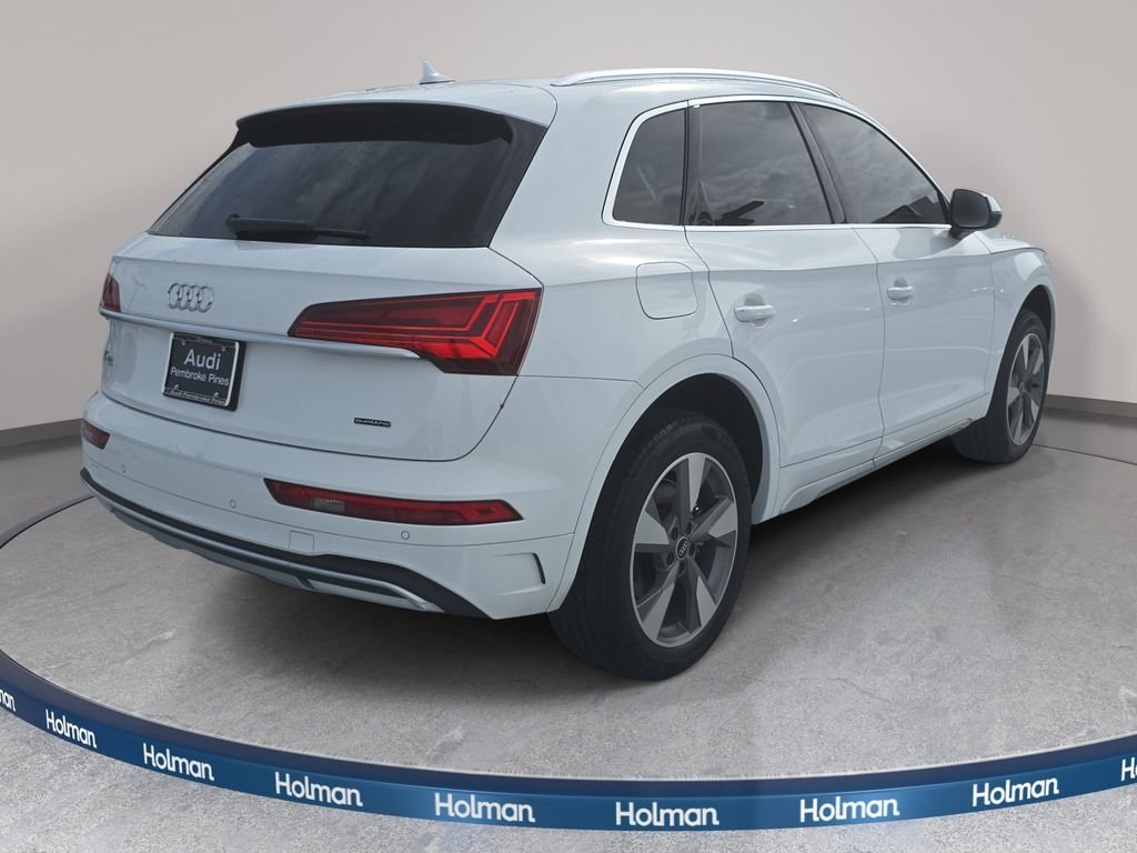 Used 2023 White Audi 40 Premium image 8