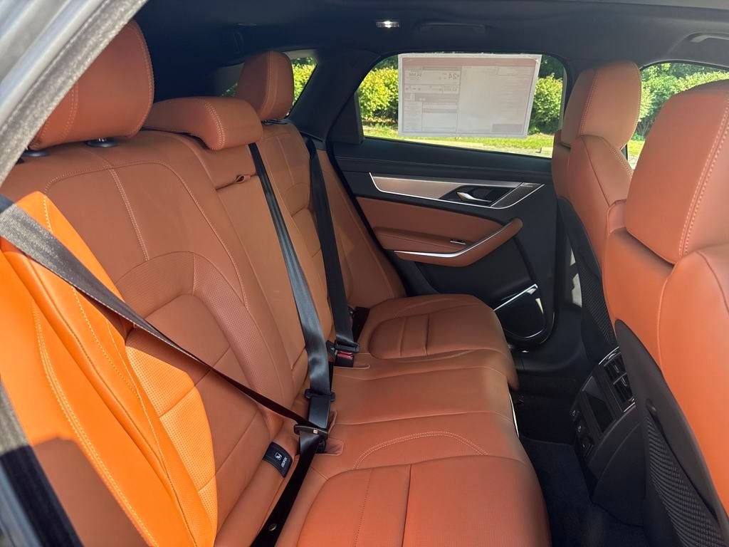 2026 Jaguar F-Pace R-Dynamic S - Photo 18