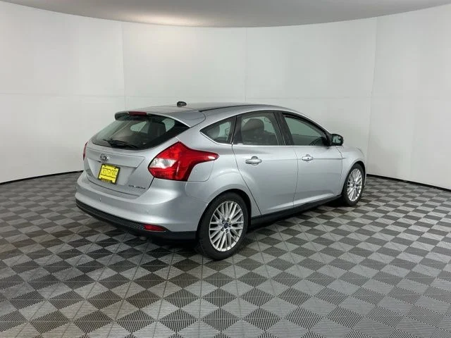 Used 2014 Silver Ford Titanium image 5