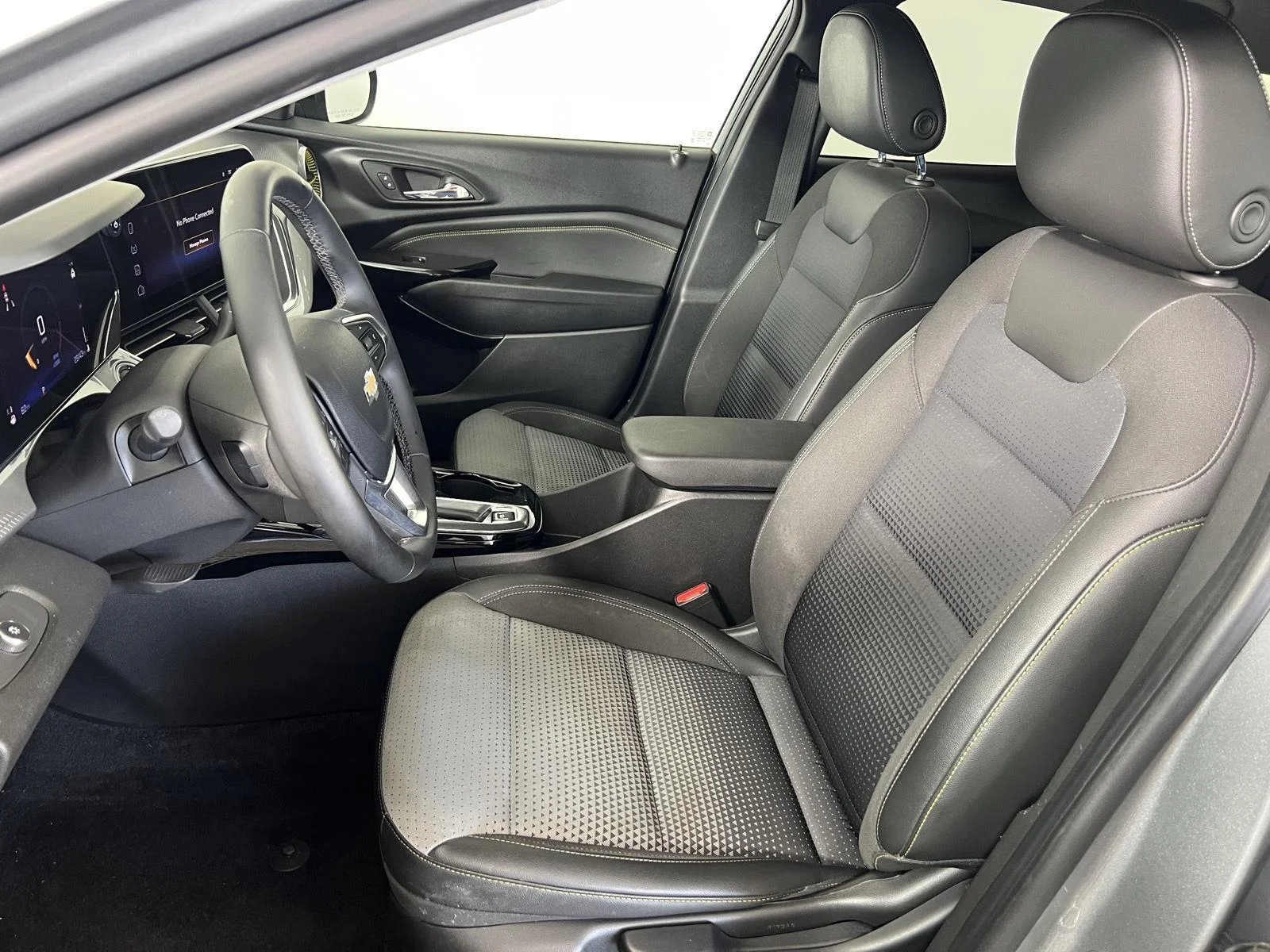 Used 2024 Sterling Gray Metallic Chevrolet LT image 6