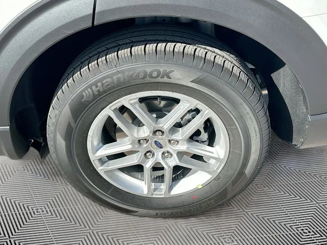New 2026 White Metallic Ford Active image 19
