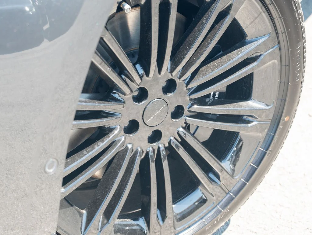 New 2026 Gray Land Rover SE image 9