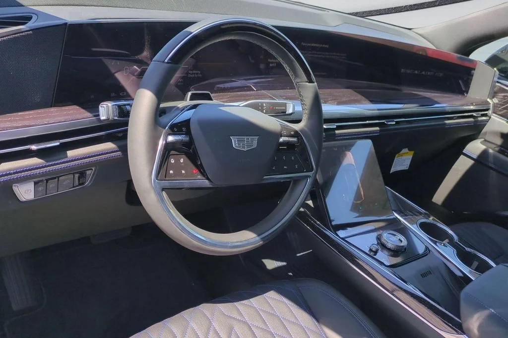 2026 Cadillac Escalade IQL Luxury - Photo 6