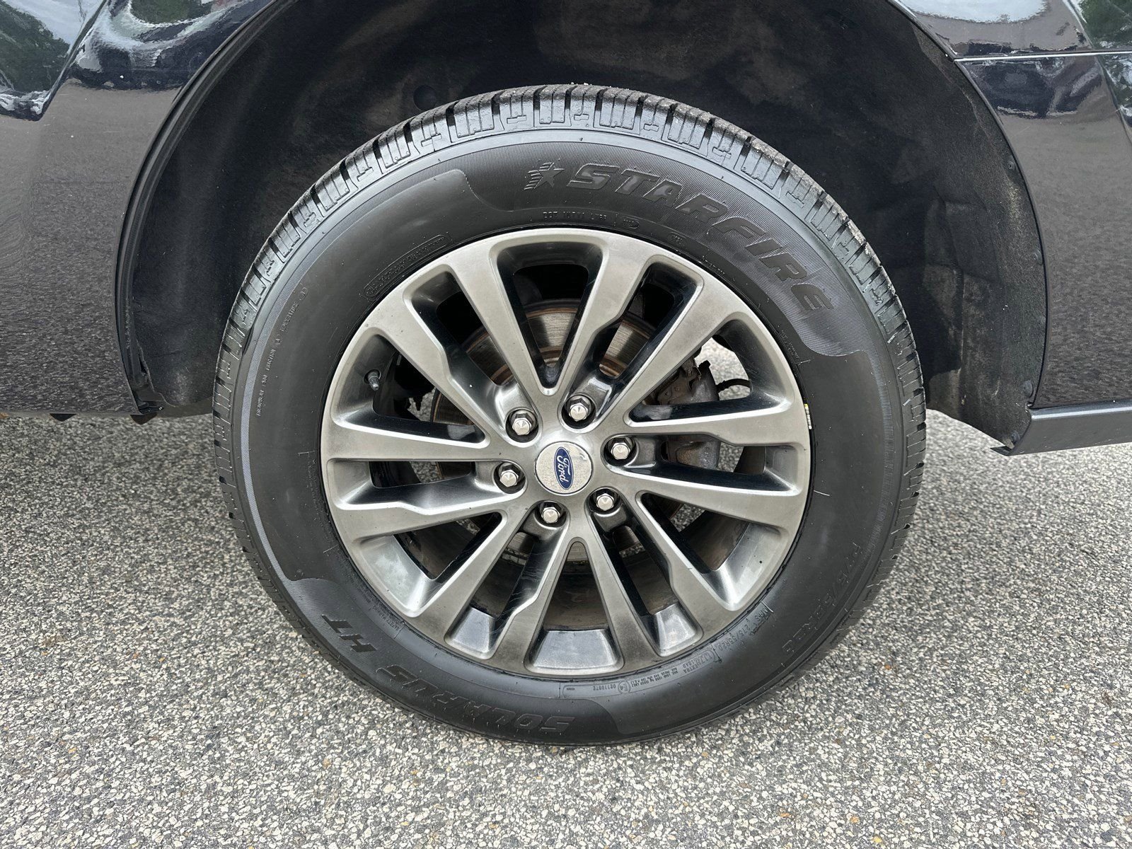 Used 2019 Black Ford Limited image 20
