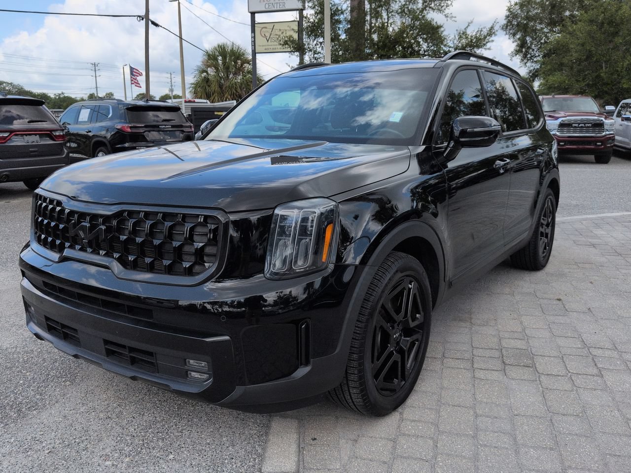 Certified Used 2023 Ebony Black Kia SX X-Line image 9
