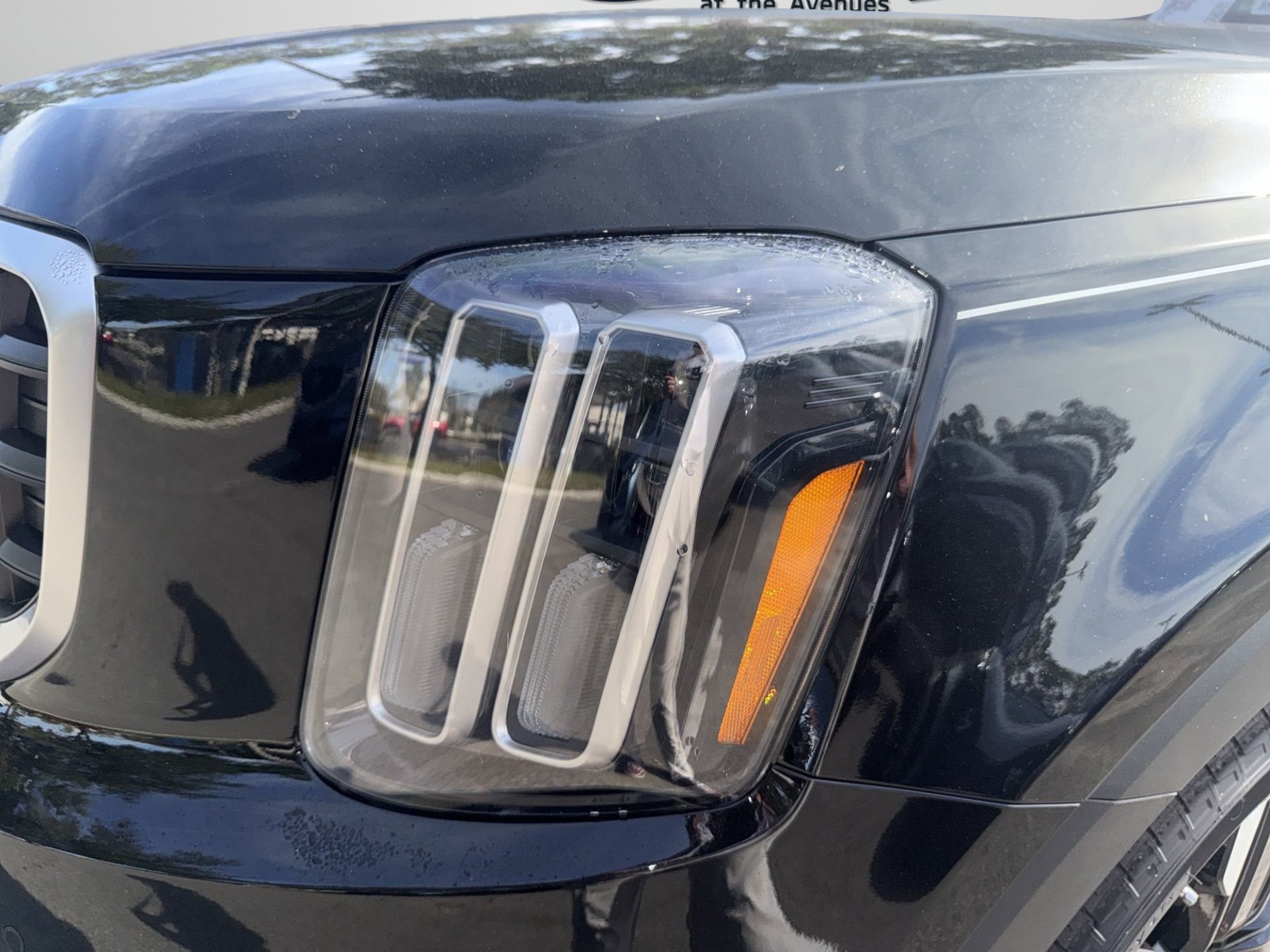 2025 Kia Telluride SX - Photo 31