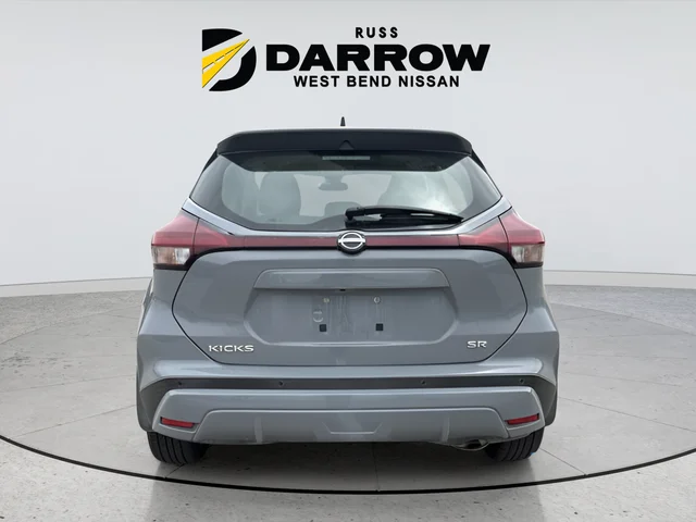 Used 2023 Gray Nissan SR image 4