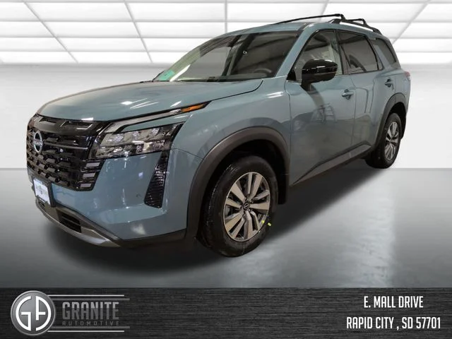 2026 Nissan Pathfinder SL 4WD's photo