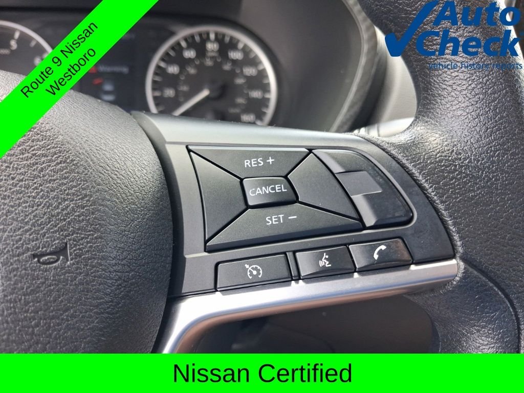 Used 2023 White Nissan S image 22