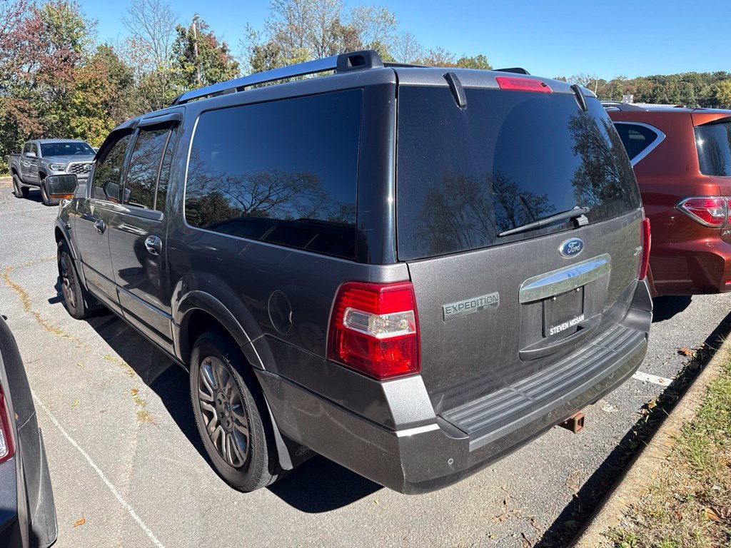 Used 2013 Gray Ford Limited image 3