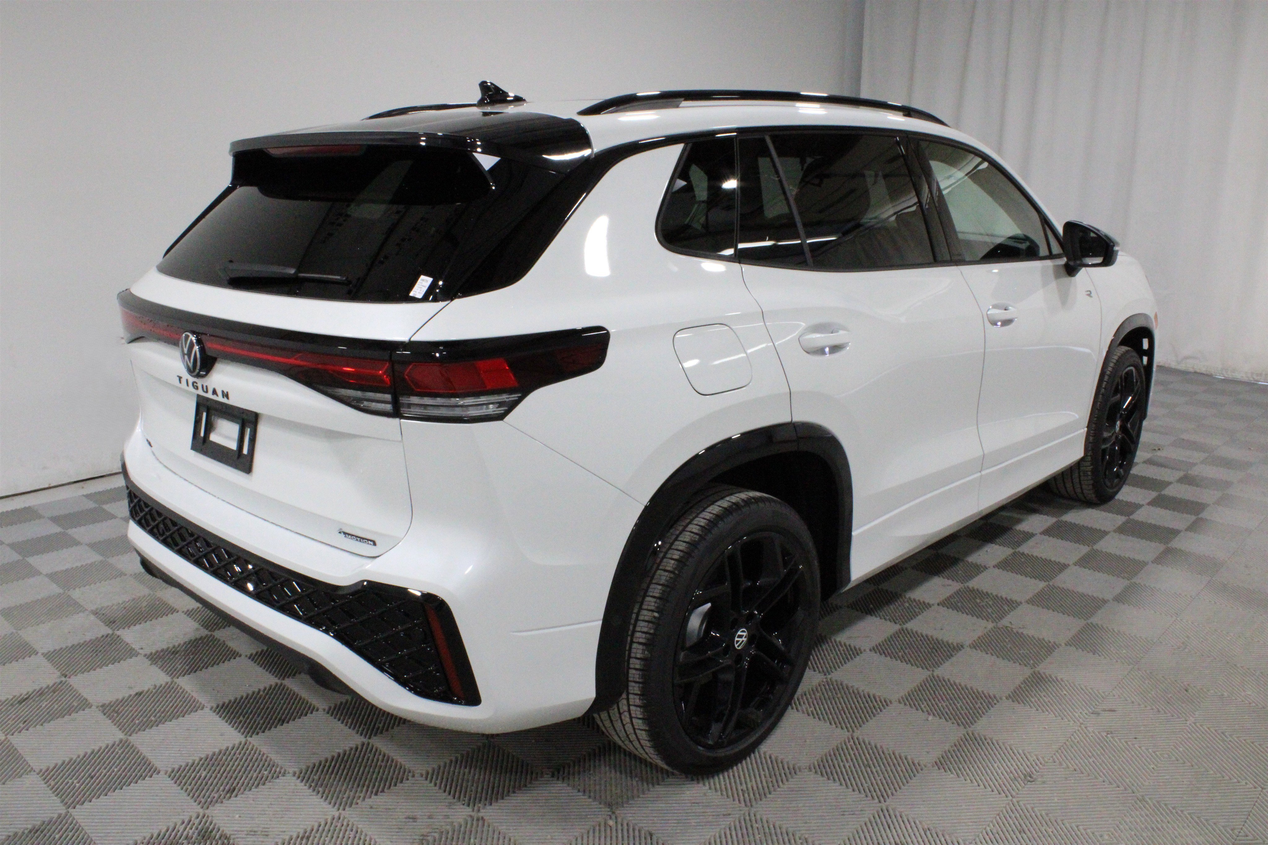 New 2026 Opal White Pearl Volkswagen SE R-Line Black image 26
