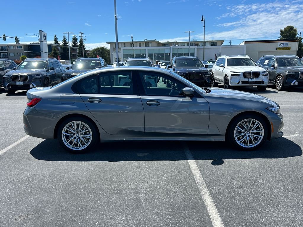 2023 BMW 3 Series 330i photo 5