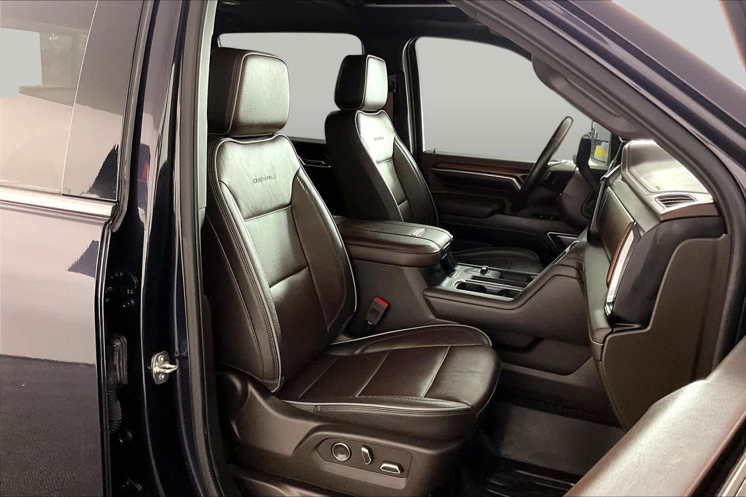 Used 2024 Titanium Rush Metallic GMC Denali image 9