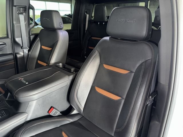 Used 2025 Summit White GMC AT4 image 34